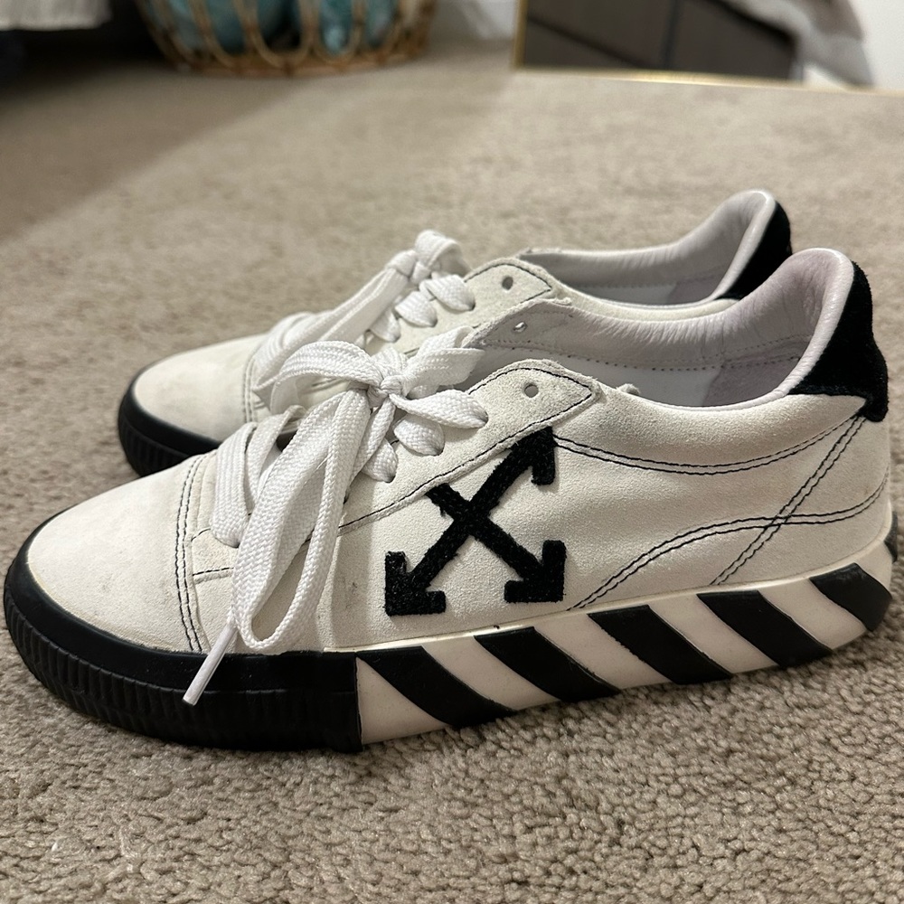 Off White Vulcanized Canvas Low Sneakers